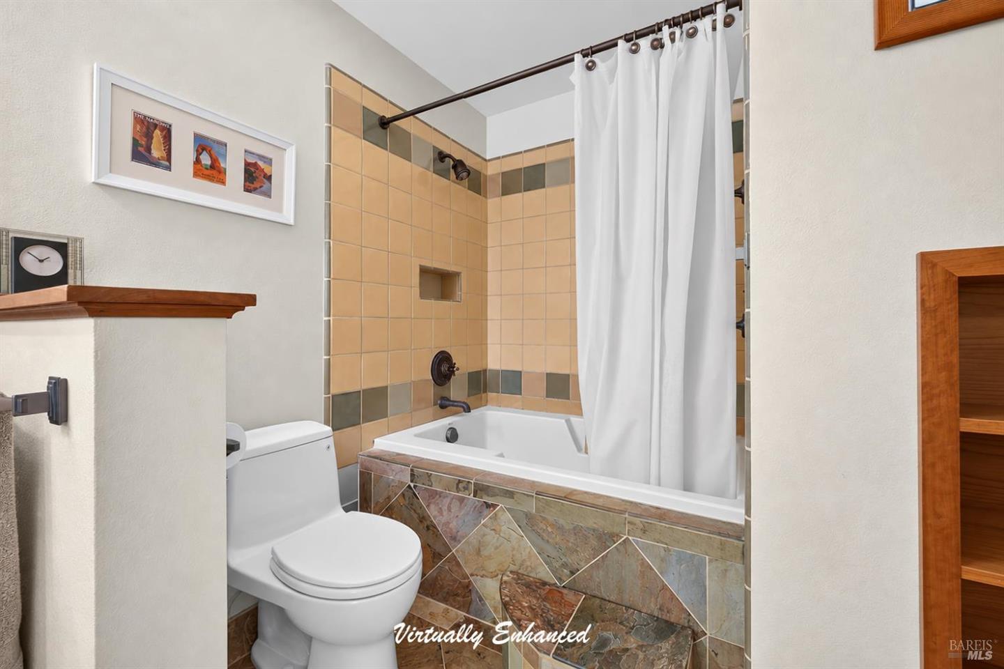 172 Clearview Court photo 37
