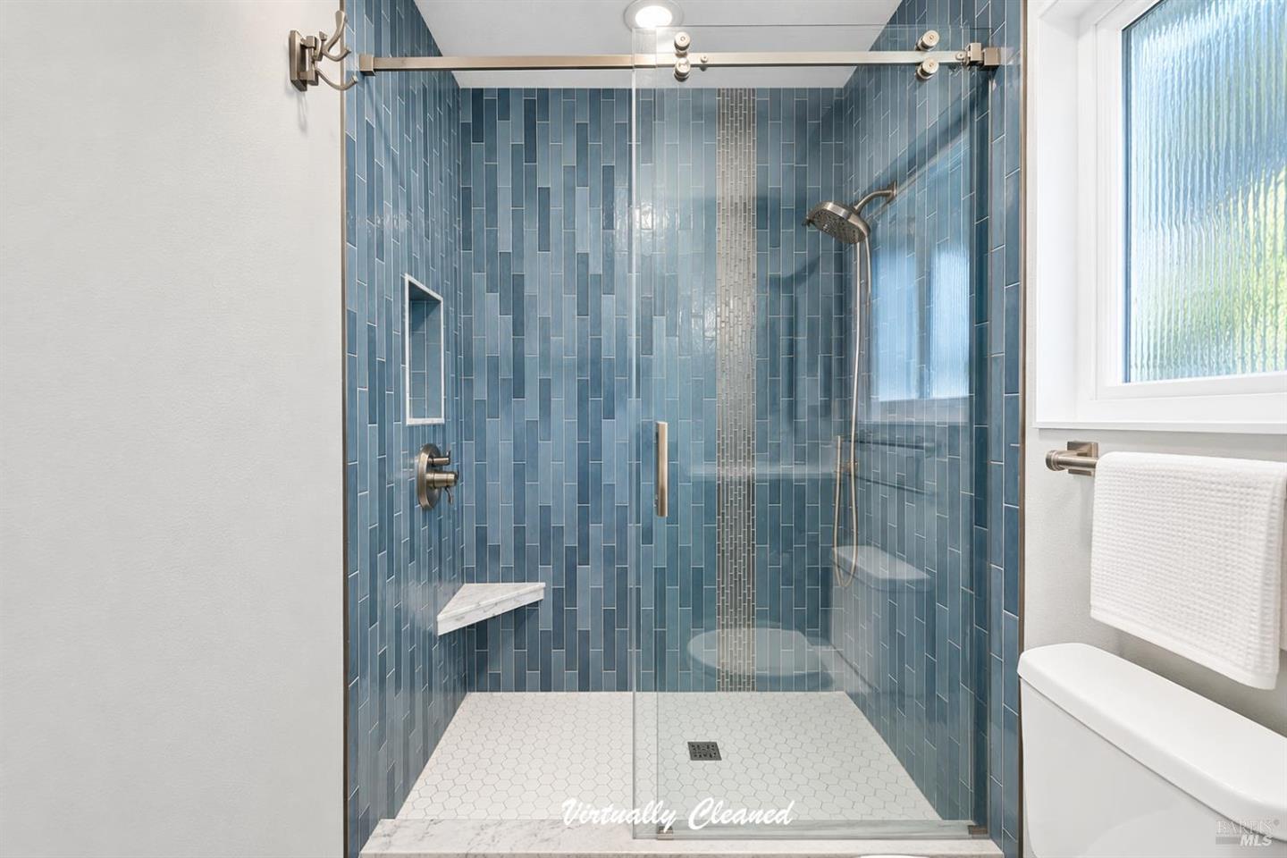 172 Clearview Court photo 45