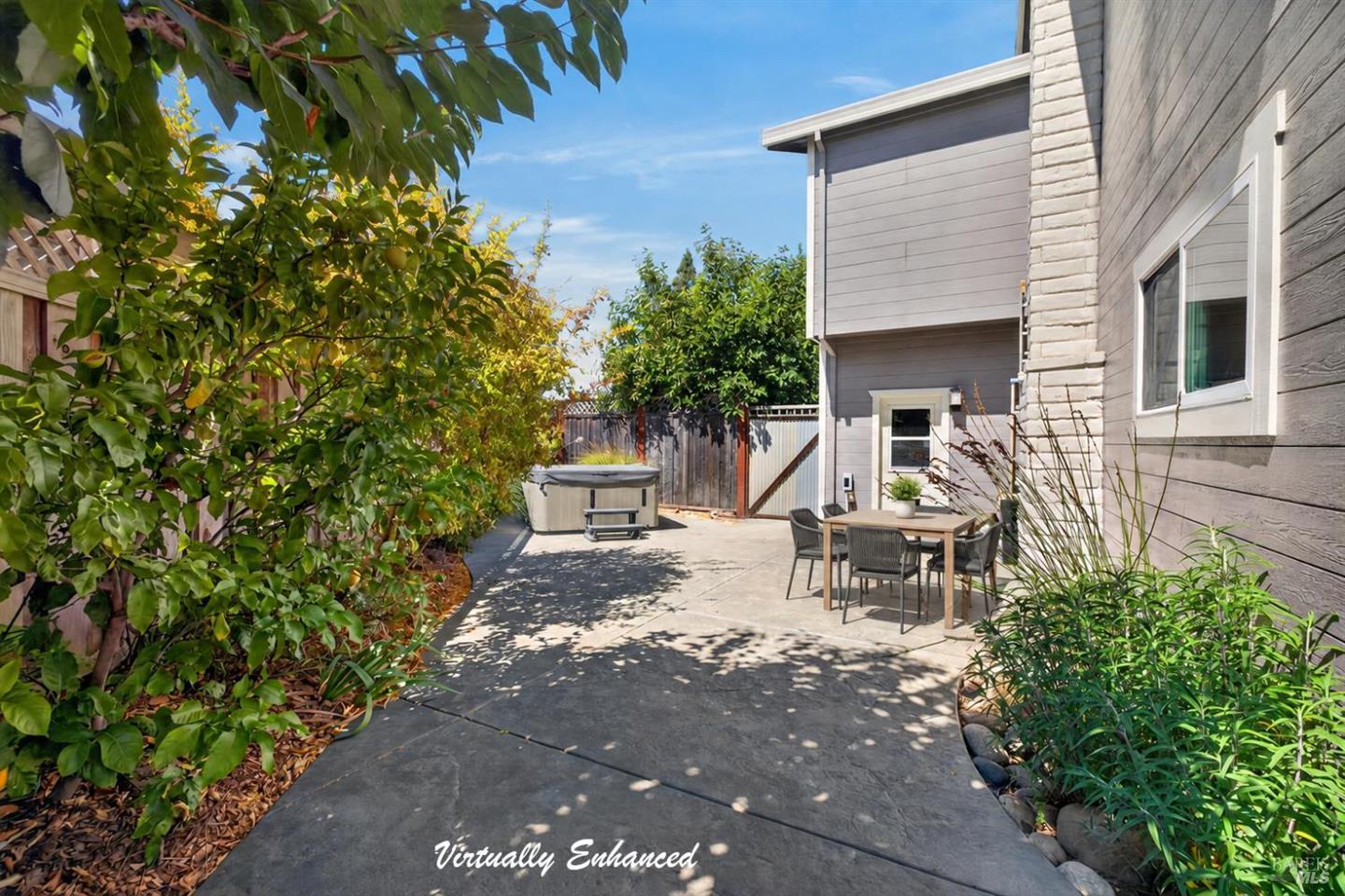 172 Clearview Court photo 52
