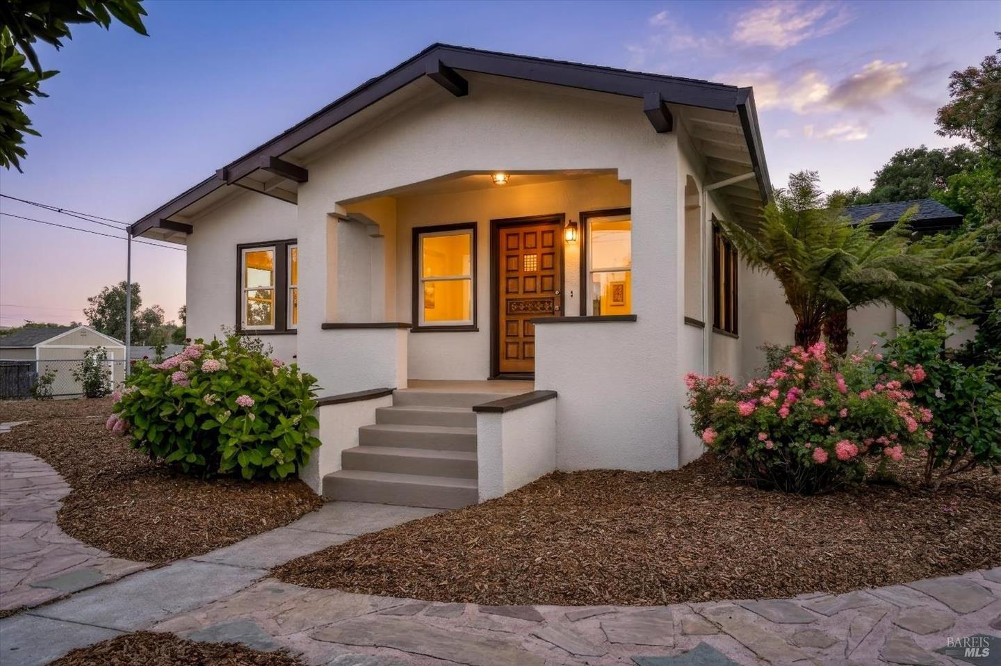 720 Liberty Road, Petaluma, CA 94952/94954