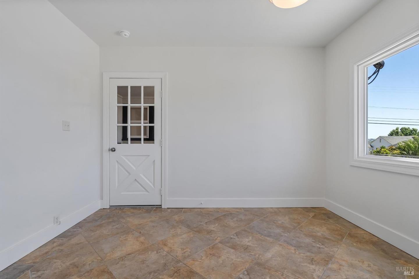 720 Liberty Road photo 18