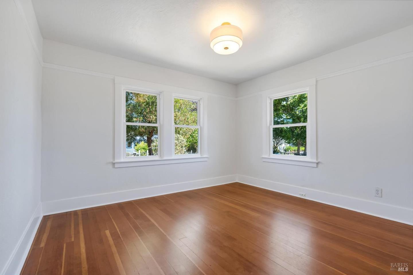 720 Liberty Road photo 19