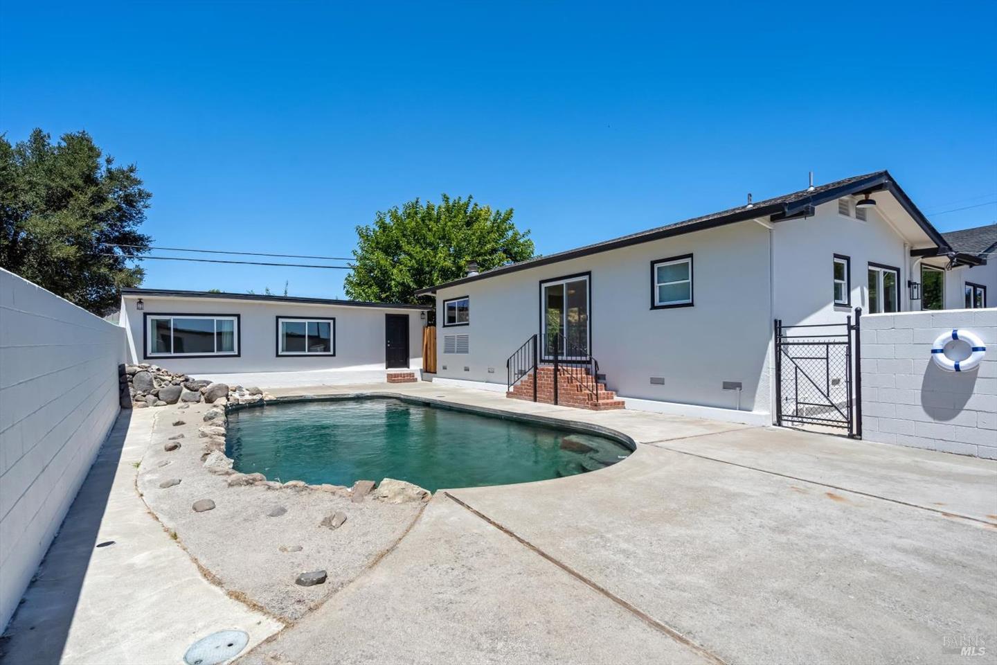 720 Liberty Road photo 23