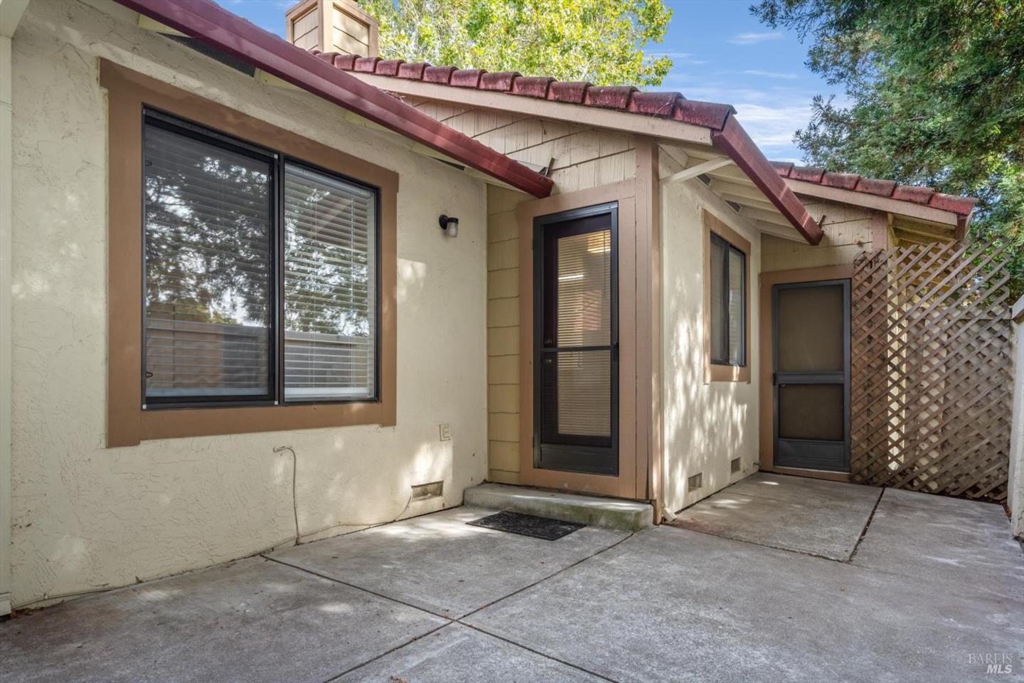 416 Park Place photo 18