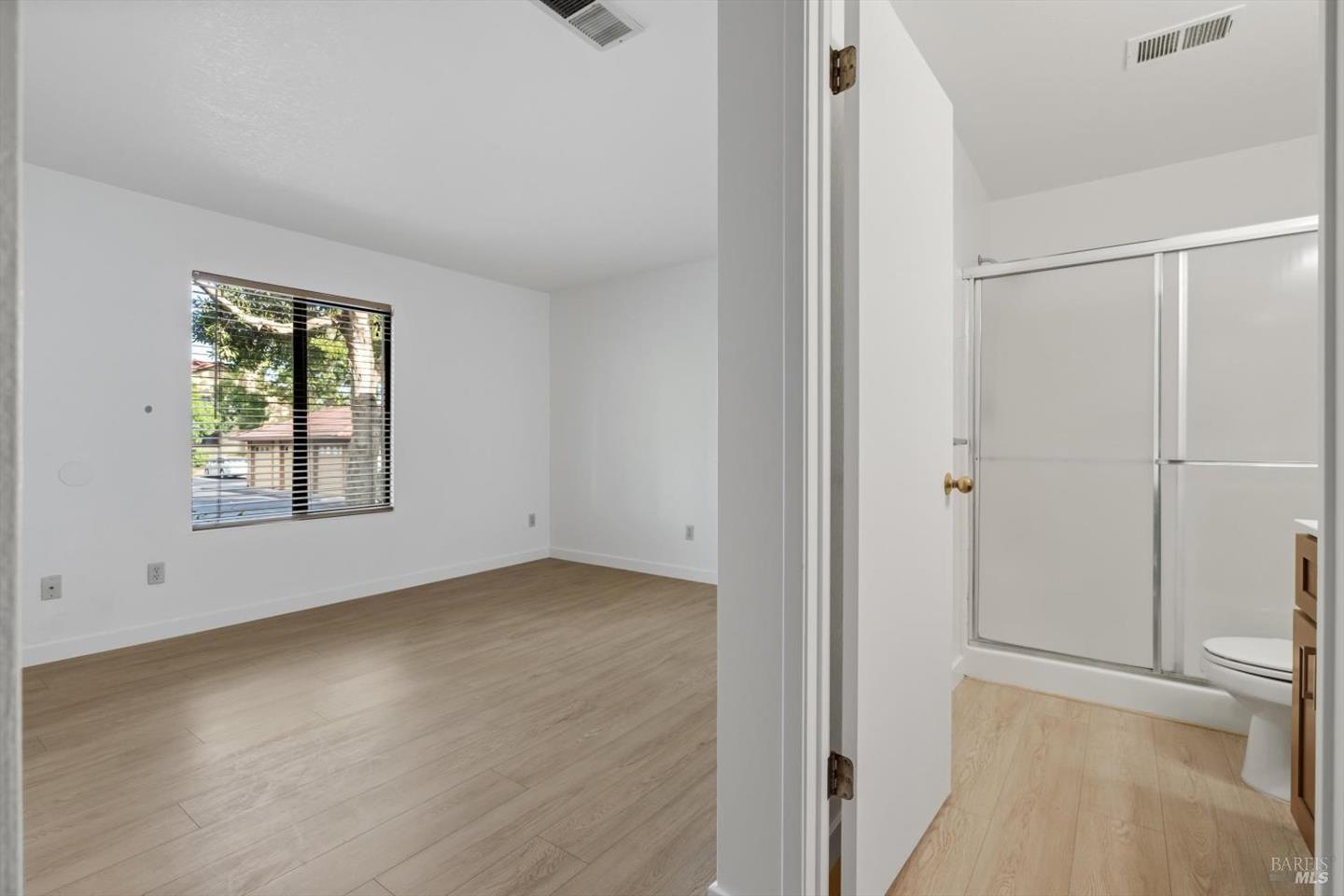 416 Park Place photo 10