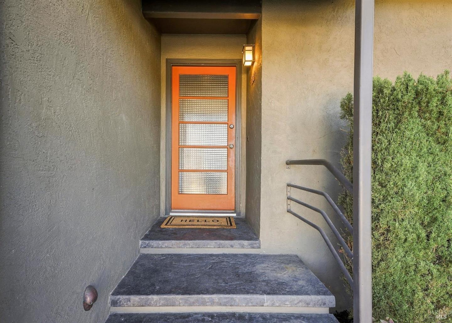 729 Elm Drive photo 4