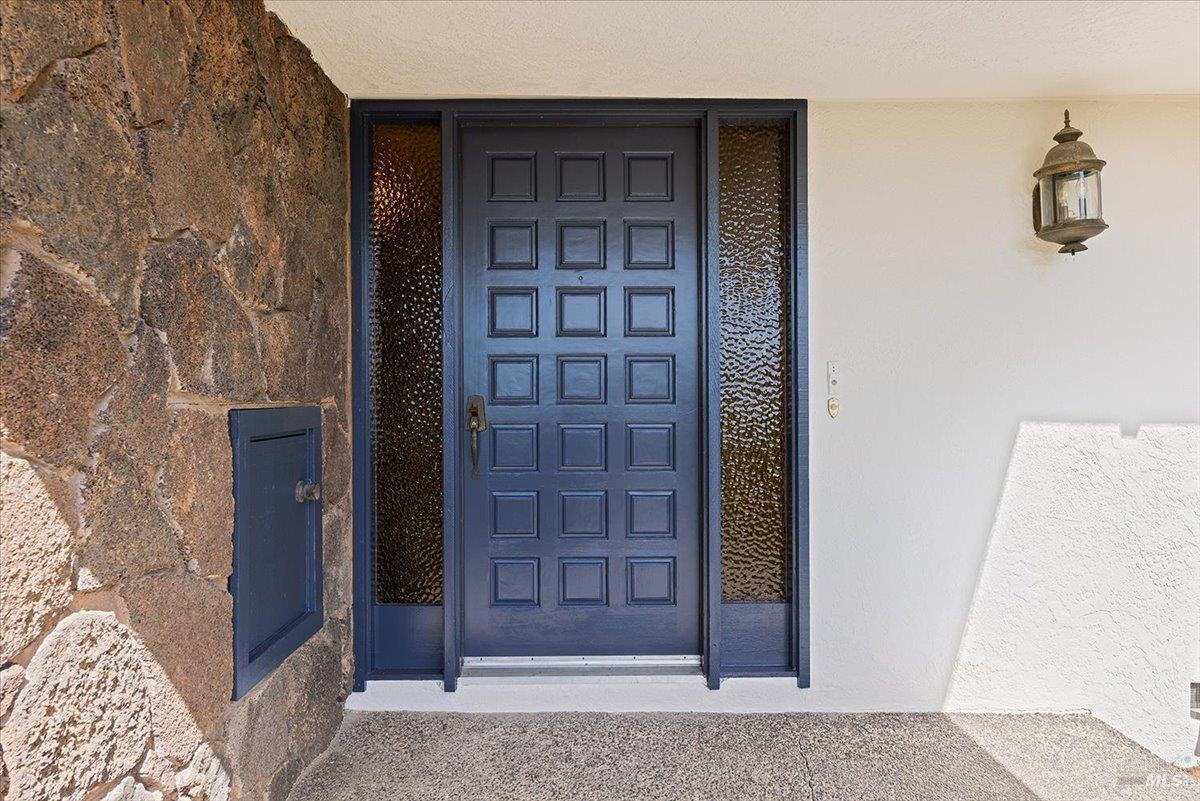 920 Goodwin Avenue photo 3
