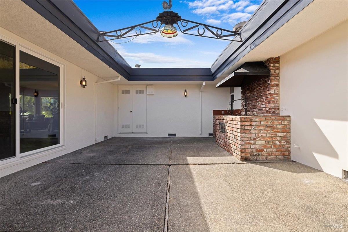 920 Goodwin Avenue photo 40