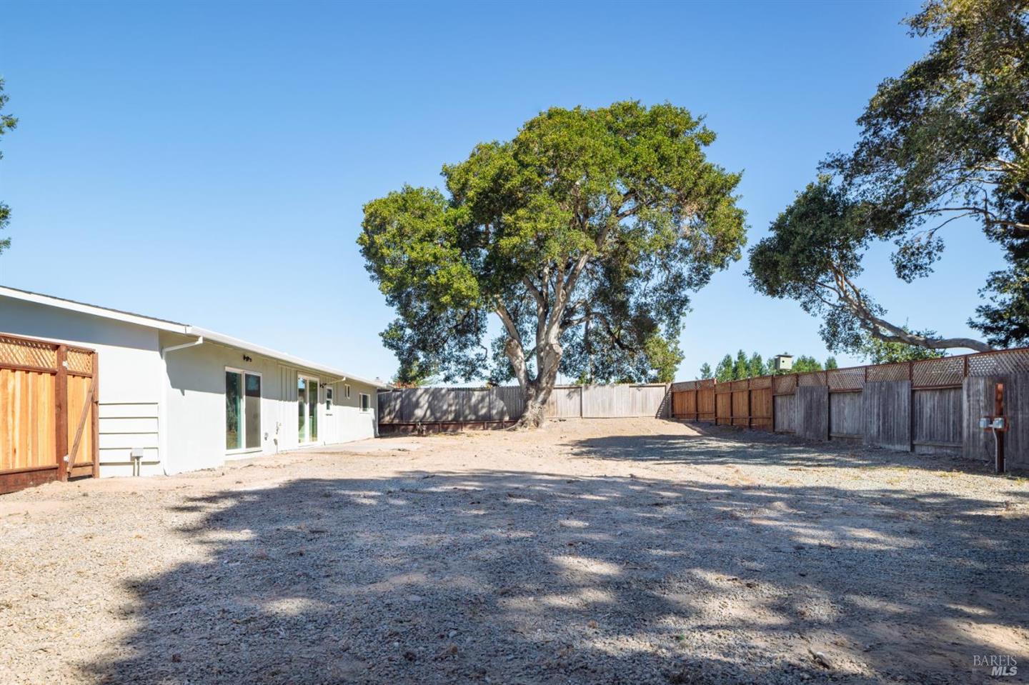 38 Volkers Drive photo 60