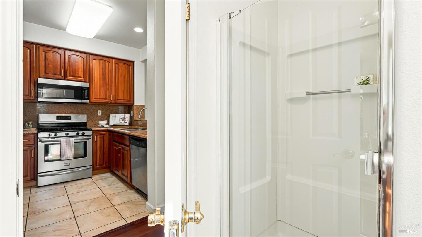 1014 Addison Circle photo 15