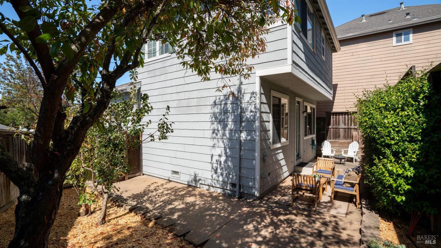 1014 Addison Circle photo 35