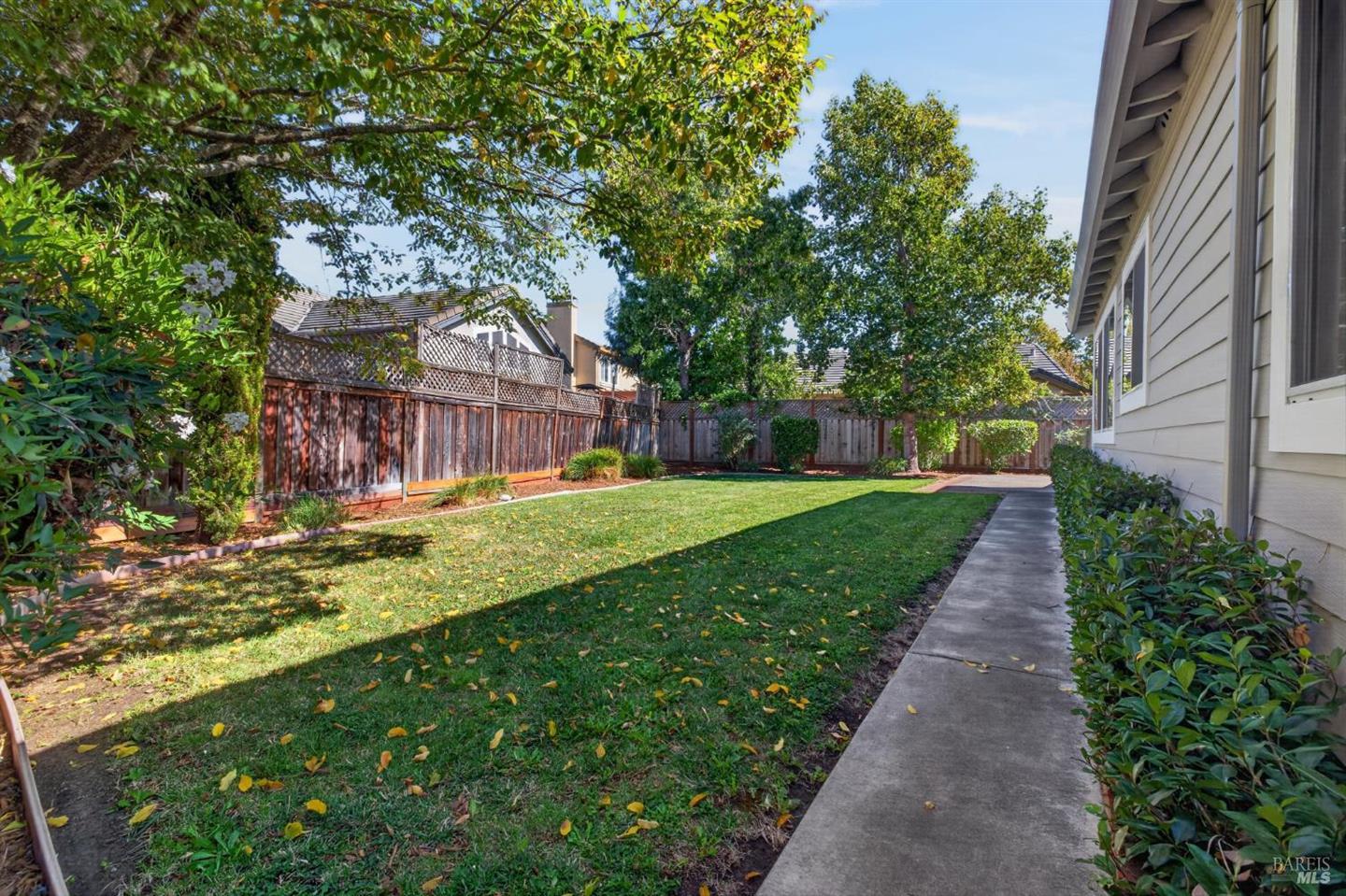 821 Wildflower Court photo 47