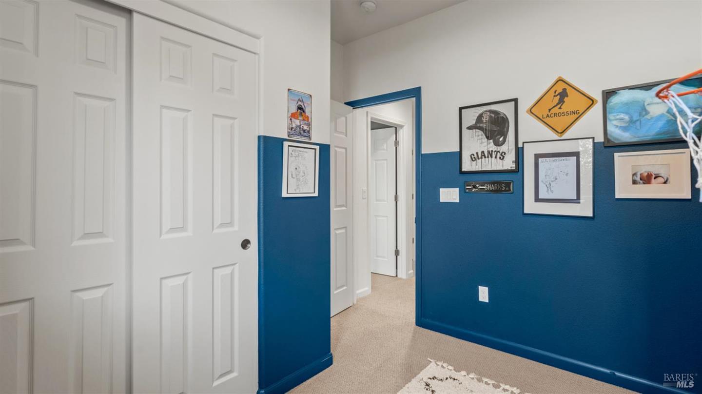 528 Jade Street photo 23