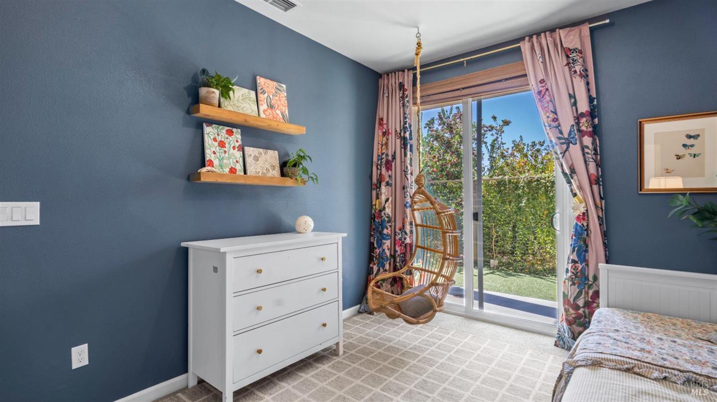 528 Jade Street photo 26