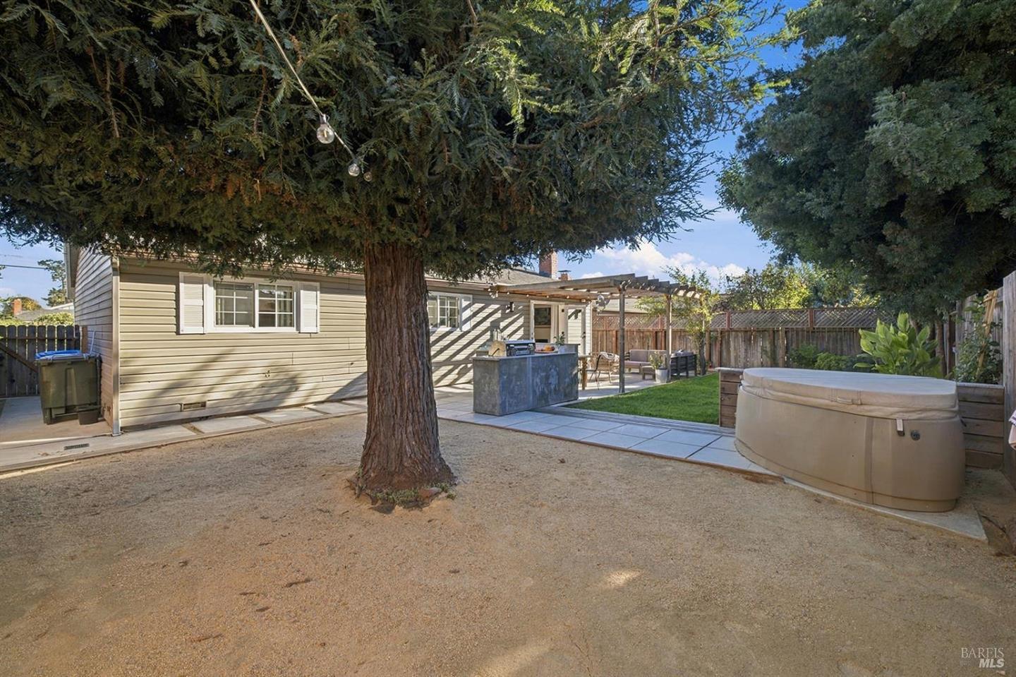 1525 Weaverly Drive photo 48