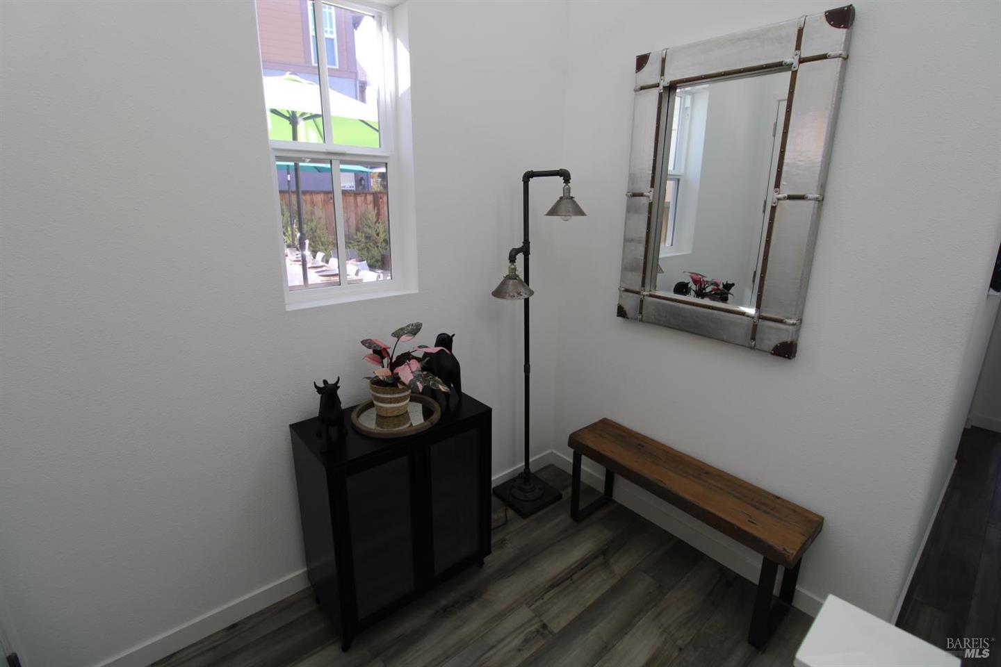 309 Caulfield Lane photo 4