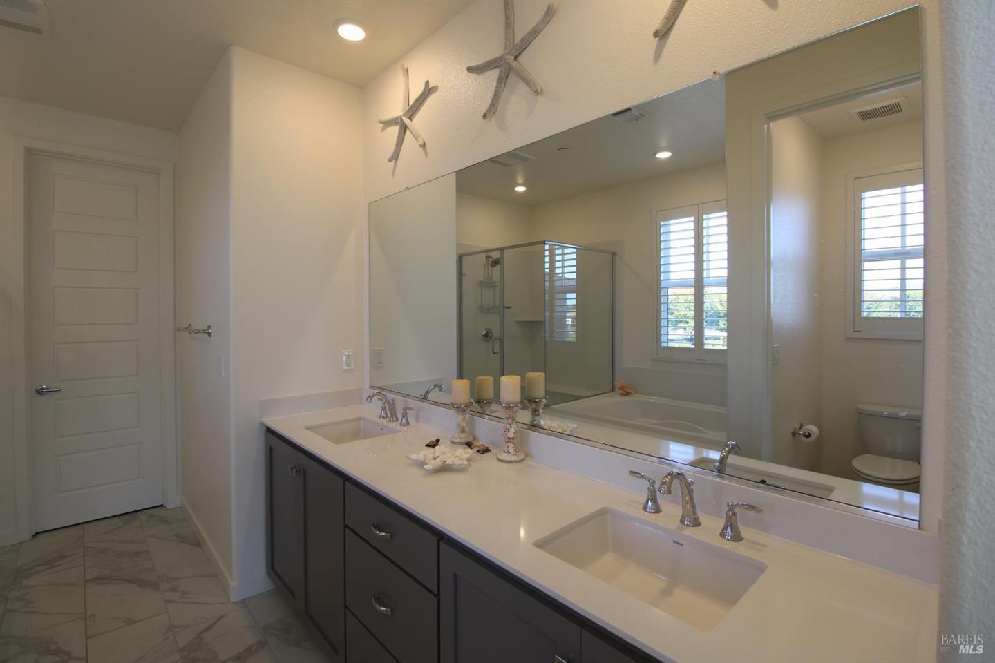 309 Caulfield Lane photo 36