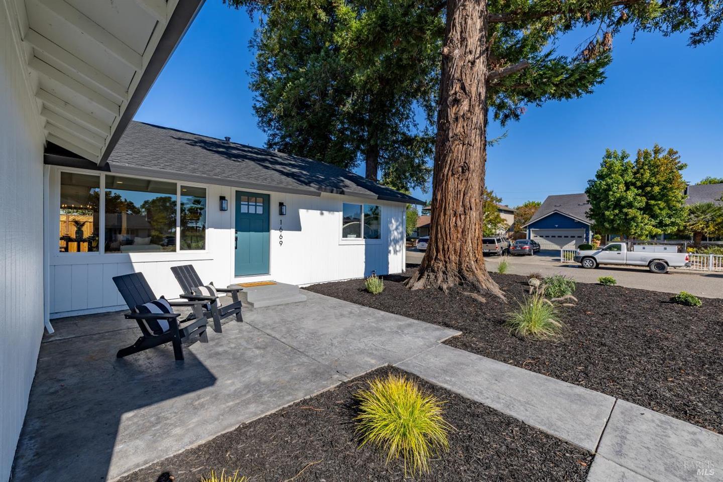 1669 San Marino Drive photo 4