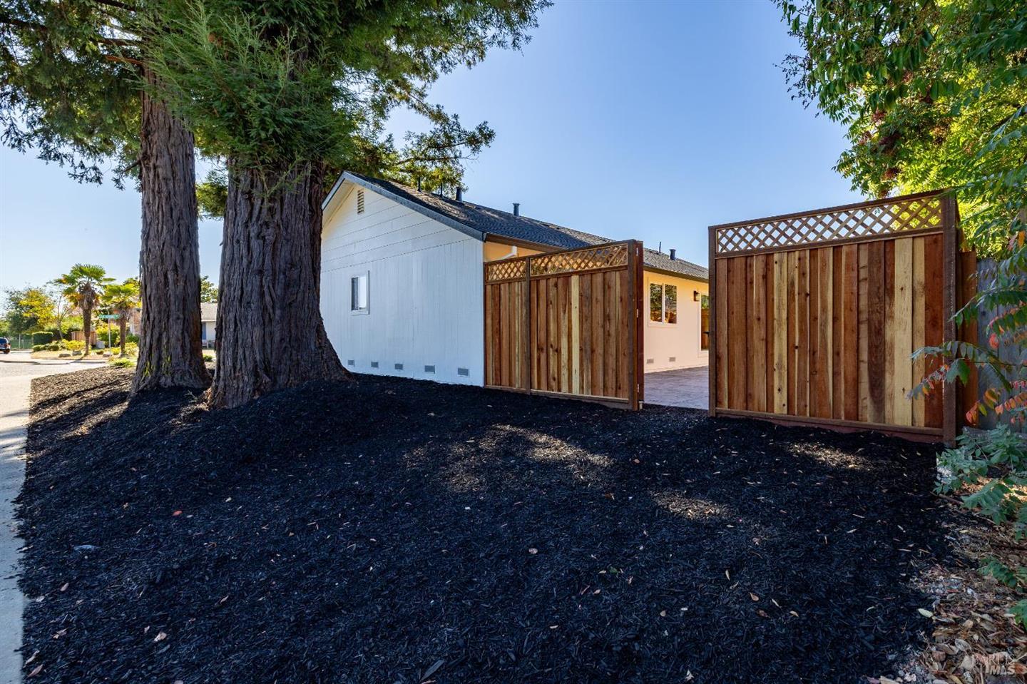 1669 San Marino Drive photo 41