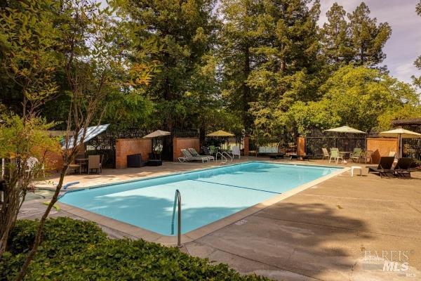 904 Marylyn Circle photo 3