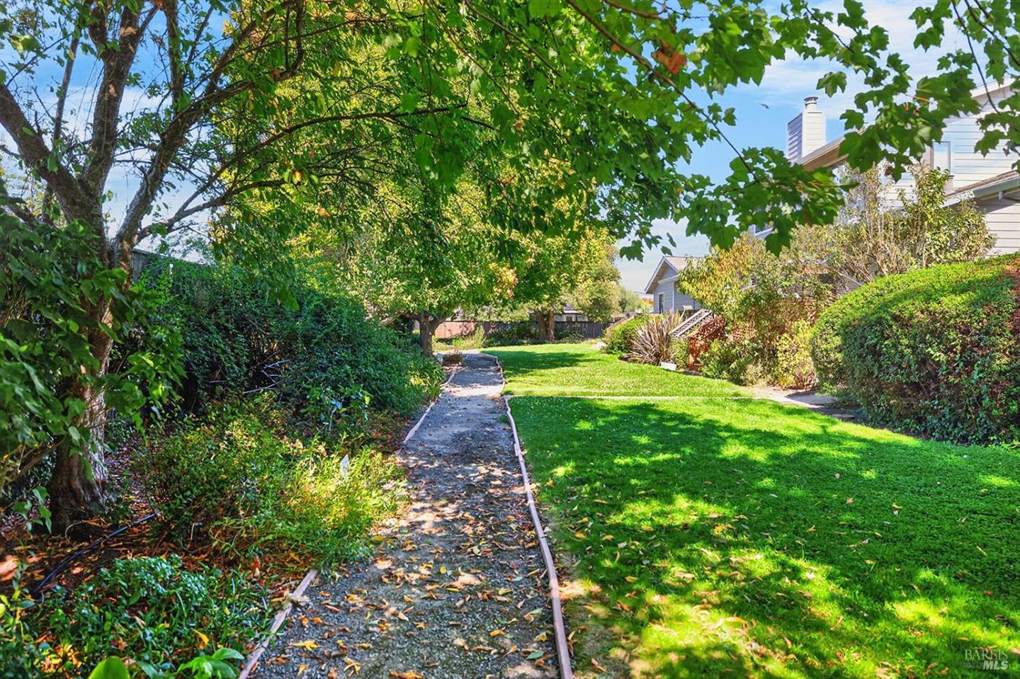 21 Natalie Circle photo 36