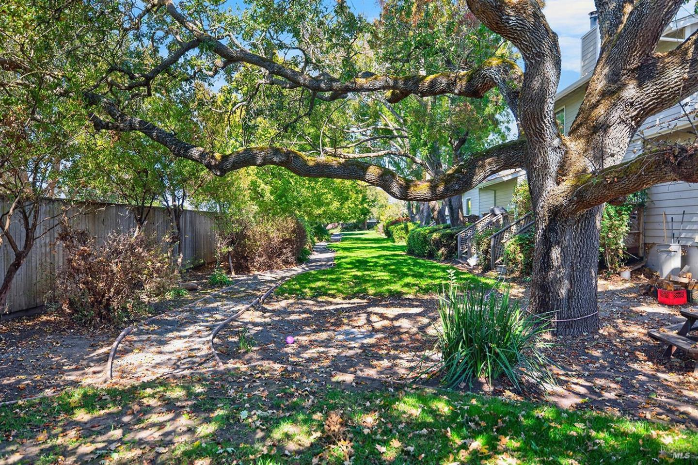 21 Natalie Circle photo 37