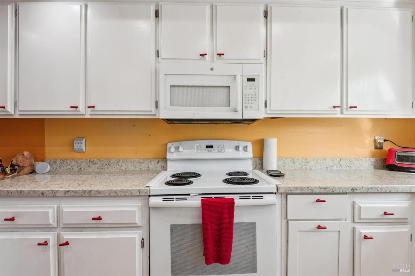 21 Acorn Circle photo 19