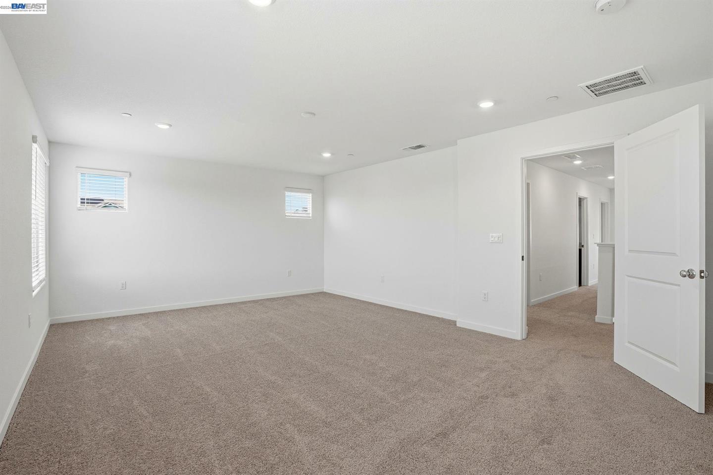 1004 Bluebell Circle photo 7