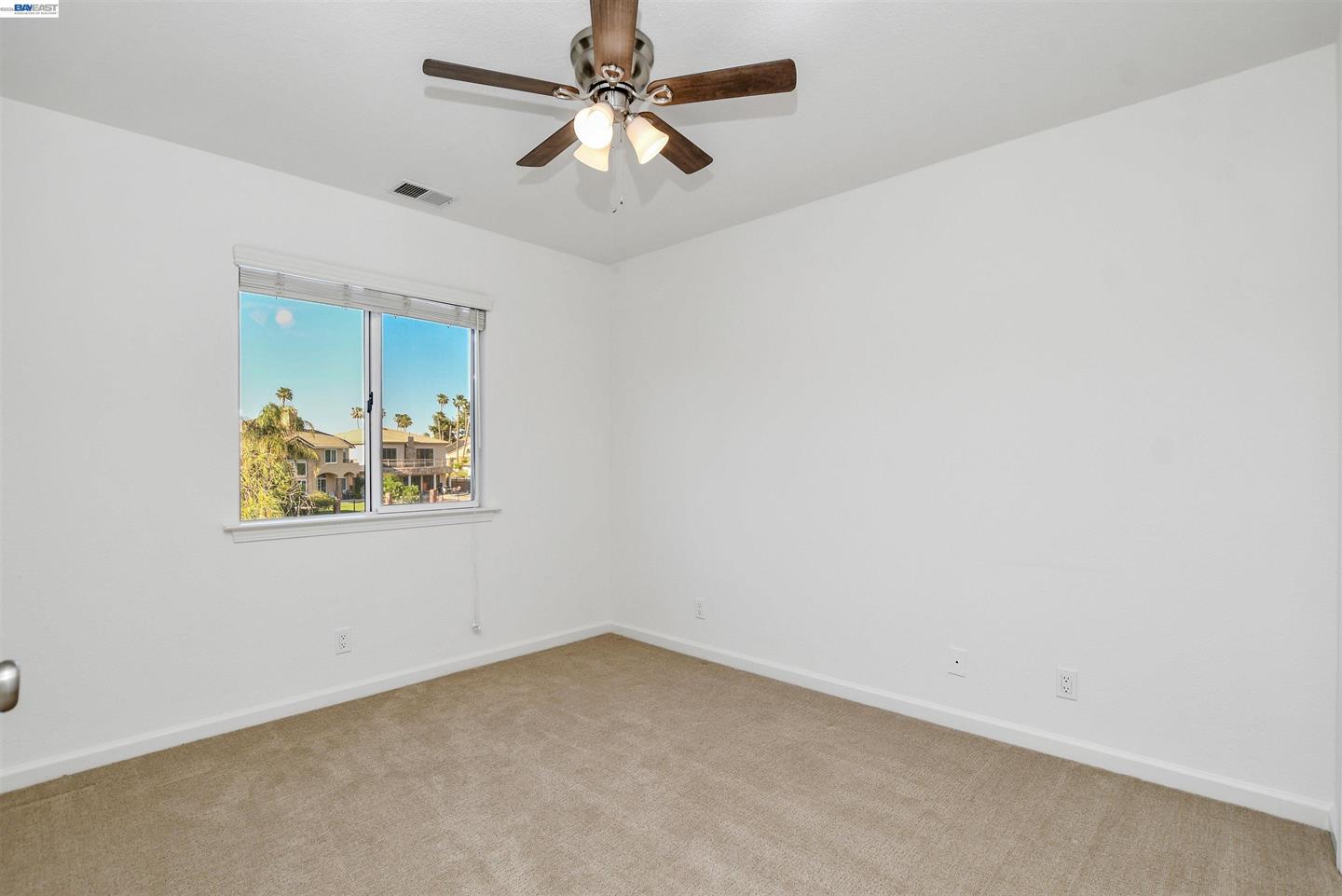 1001 Saint Andrews Dr photo 40