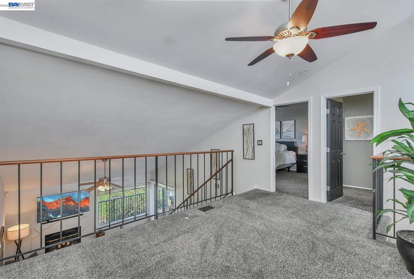 1516 Trawler St photo 20