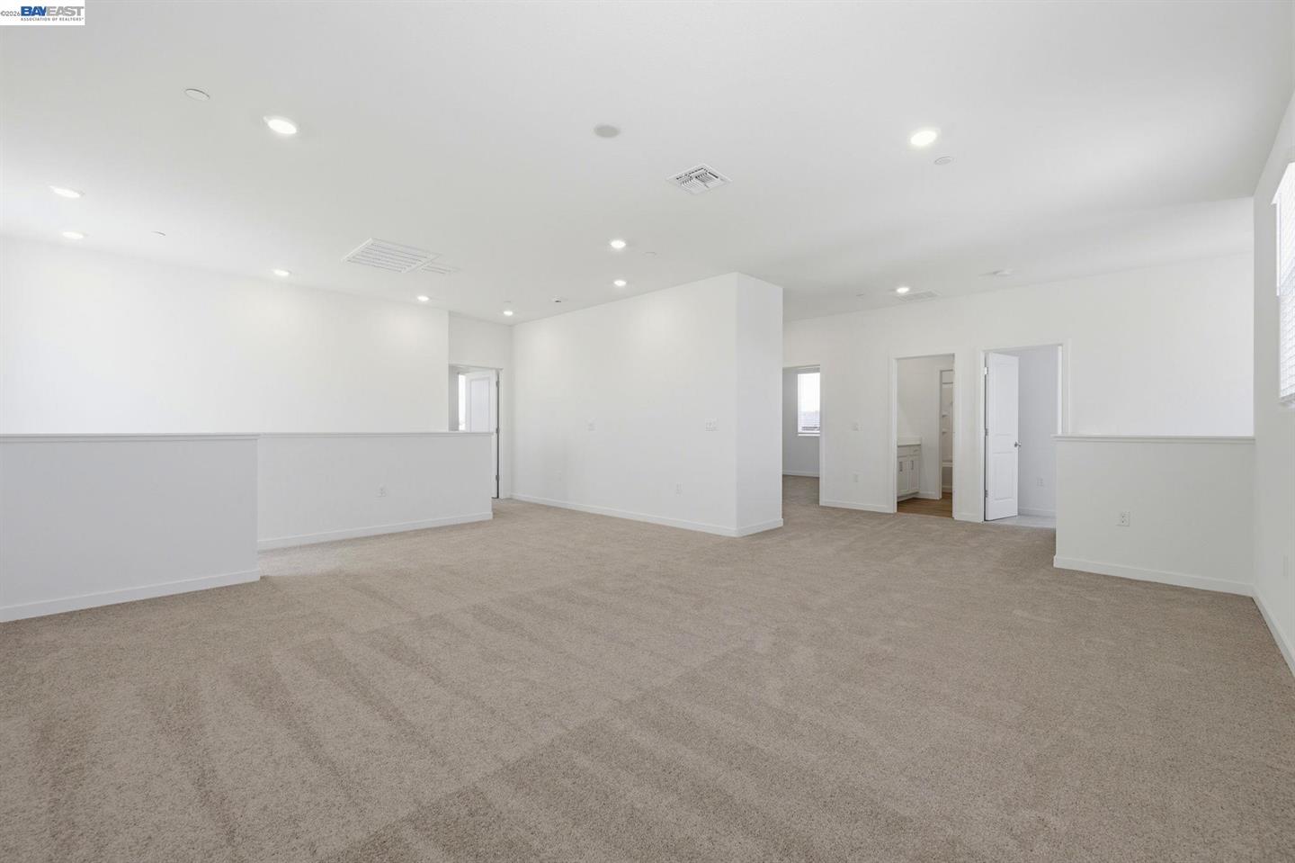 1028 Bluebell Circle photo 5