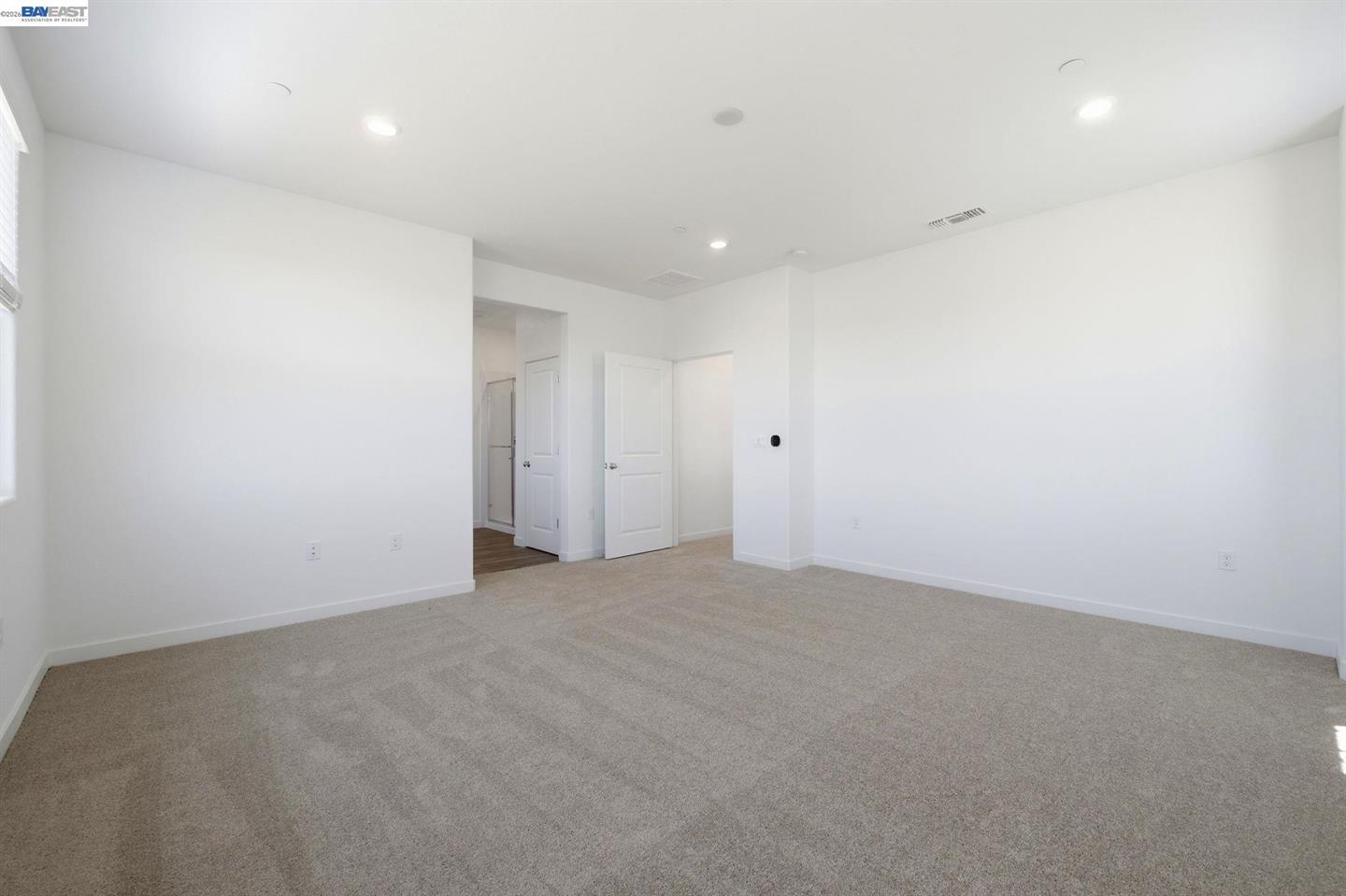 1028 Bluebell Circle photo 8