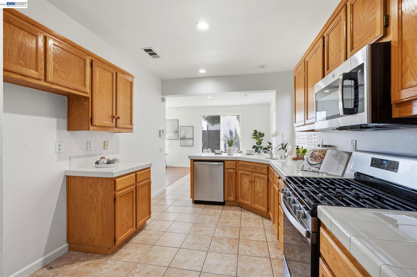 4108 Regatta Dr photo 28