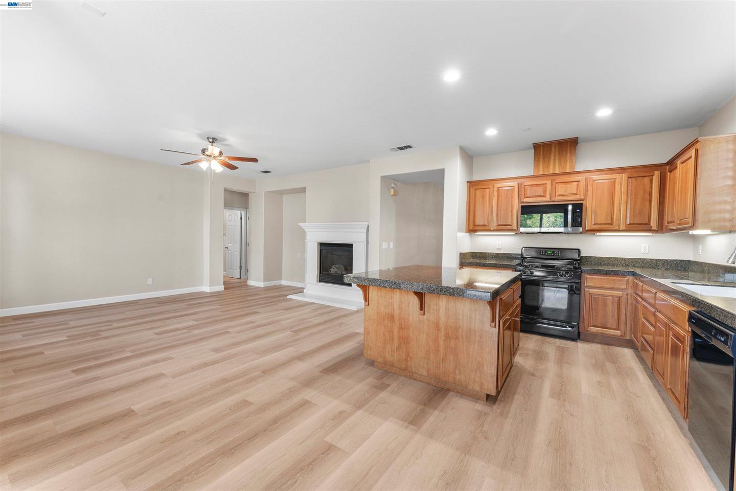 2652 Crescent Way photo 18