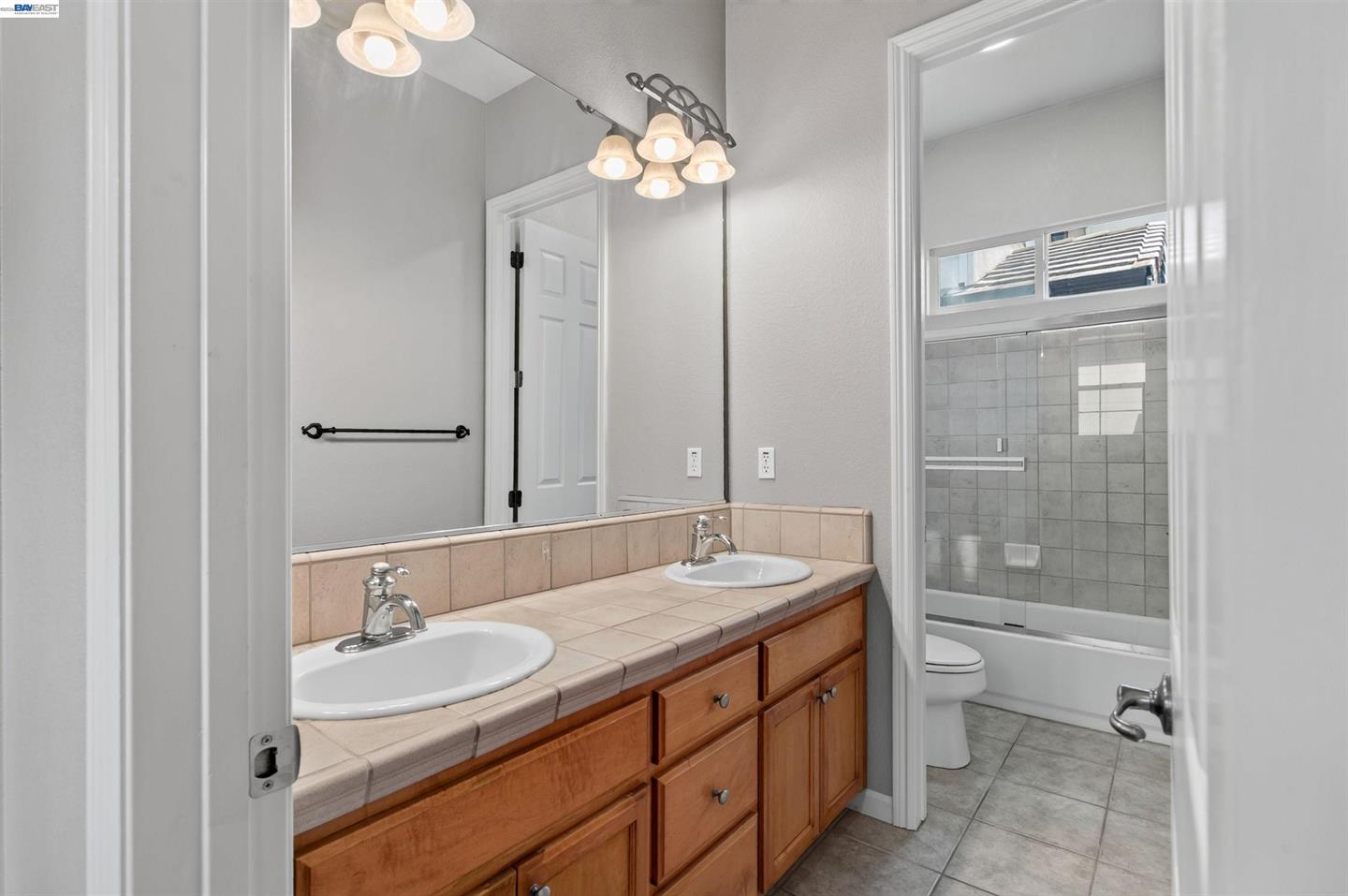 2243 Winchester Loop photo 12