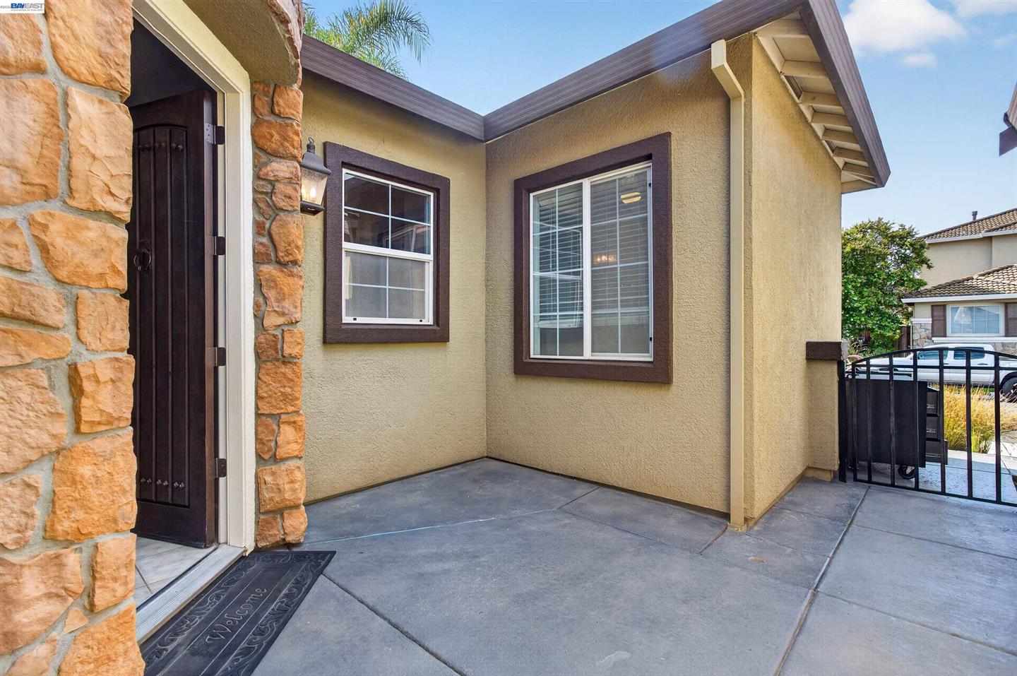 2243 Winchester Loop photo 6