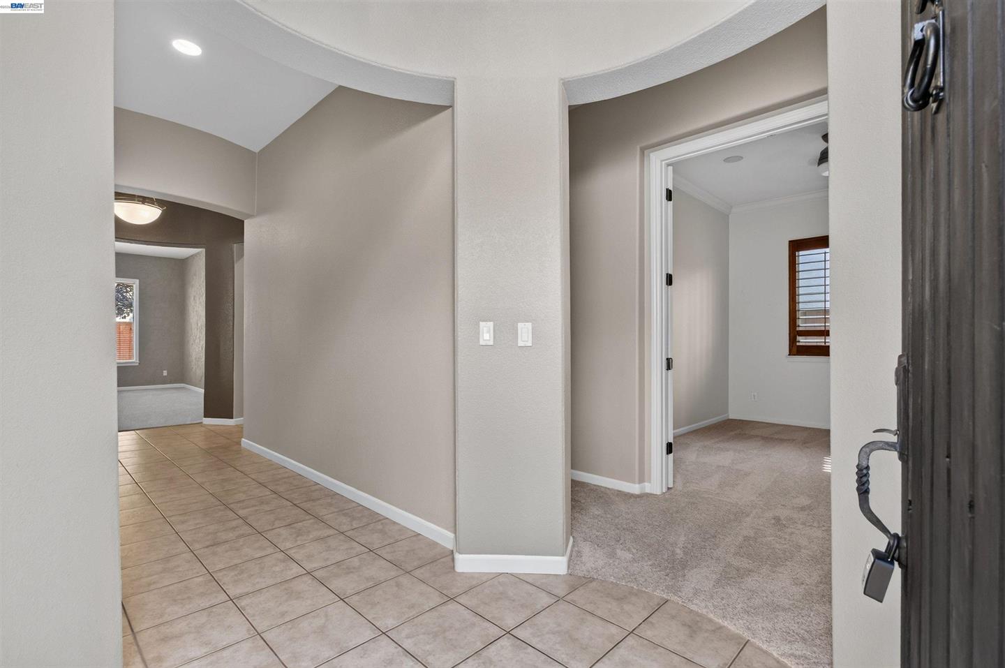 2243 Winchester Loop photo 7