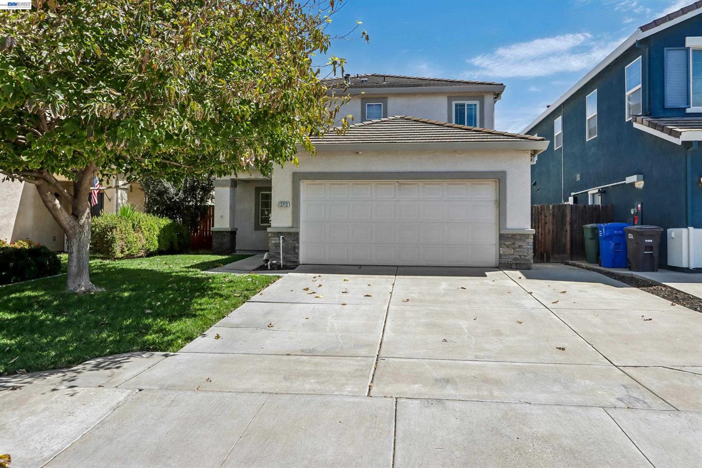 3713 Yacht Dr photo 2