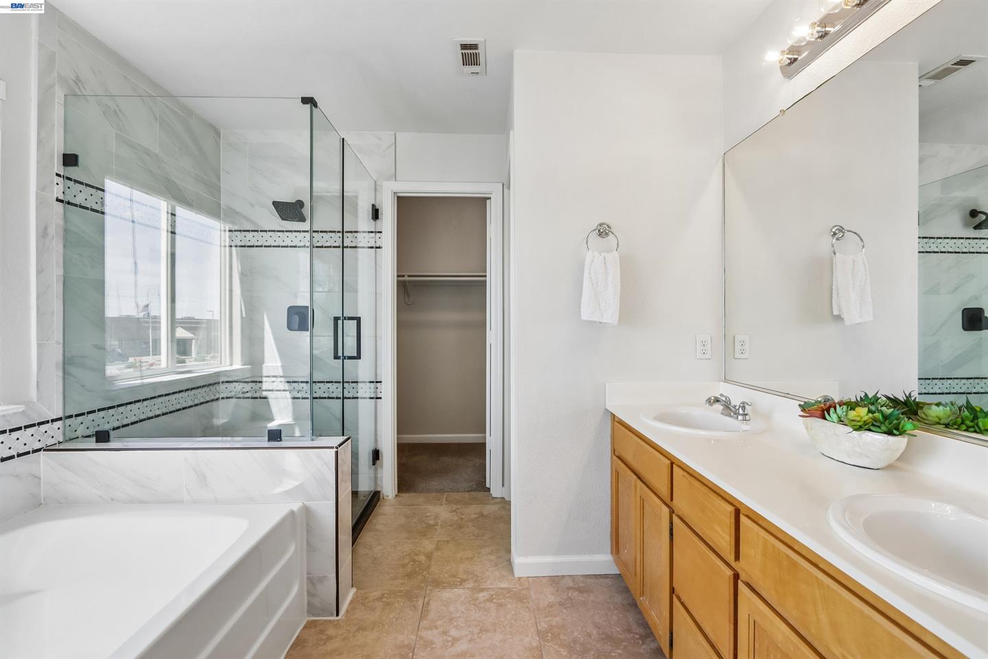 3713 Yacht Dr photo 23