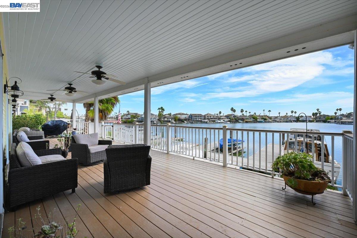 4450 Driftwood Ct photo 11