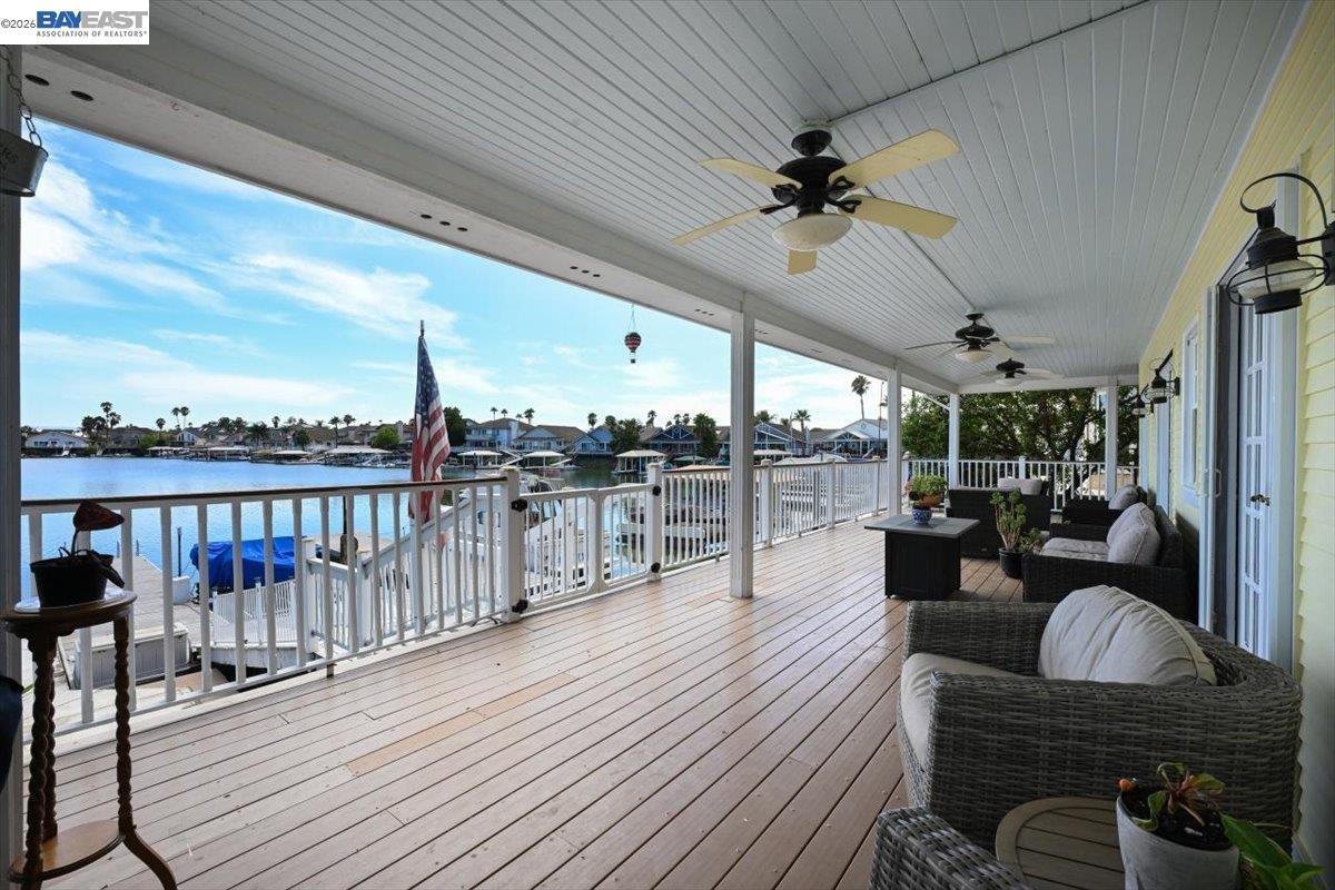 4450 Driftwood Ct photo 9