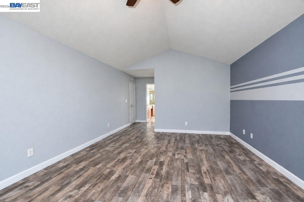 4681 Spinnaker Way photo 34