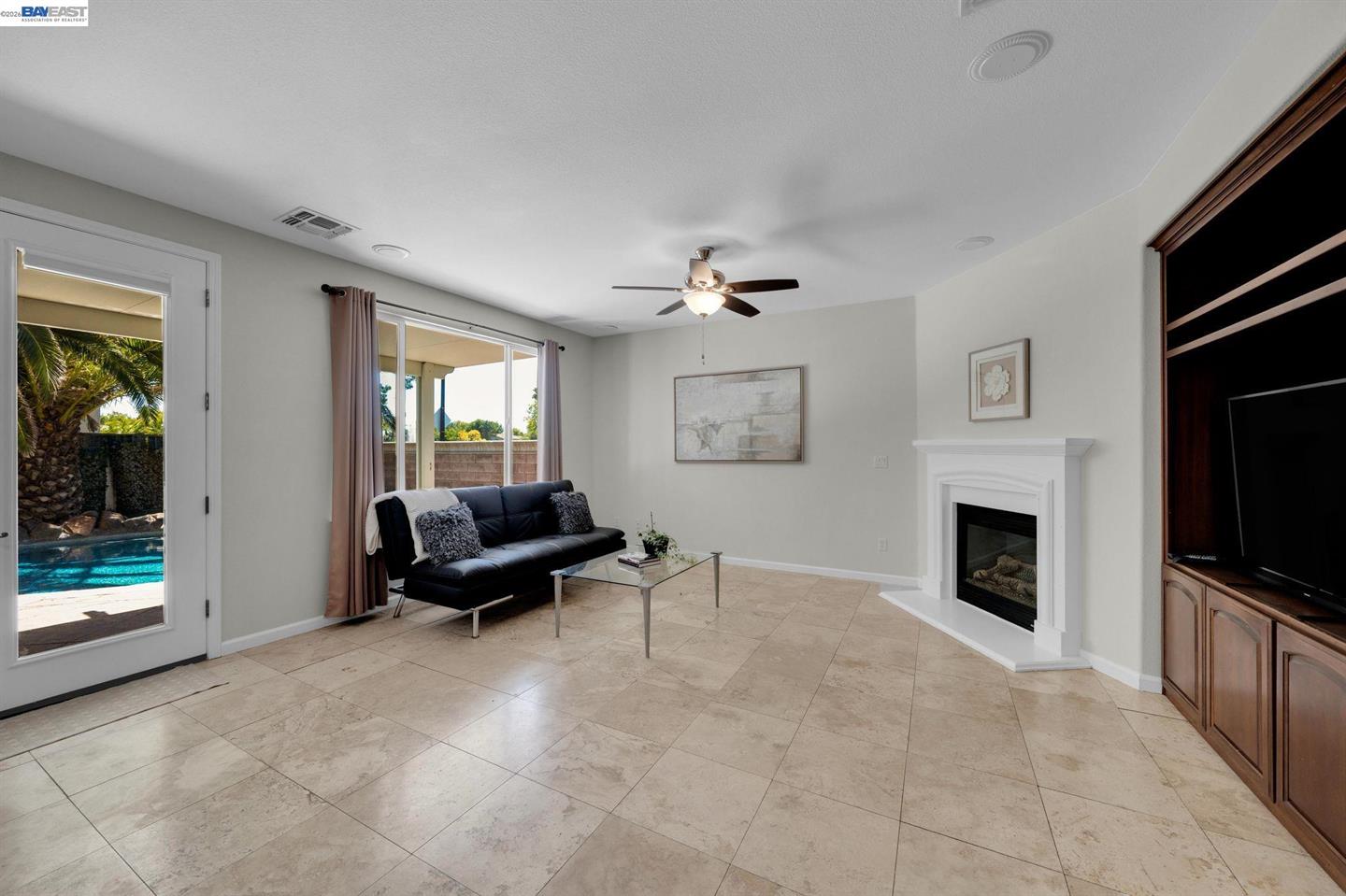 6391 Crystal Springs Cir photo 13