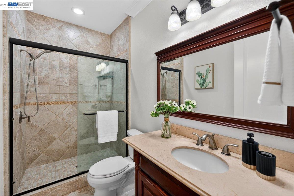 725 W Hacienda AVE photo 34