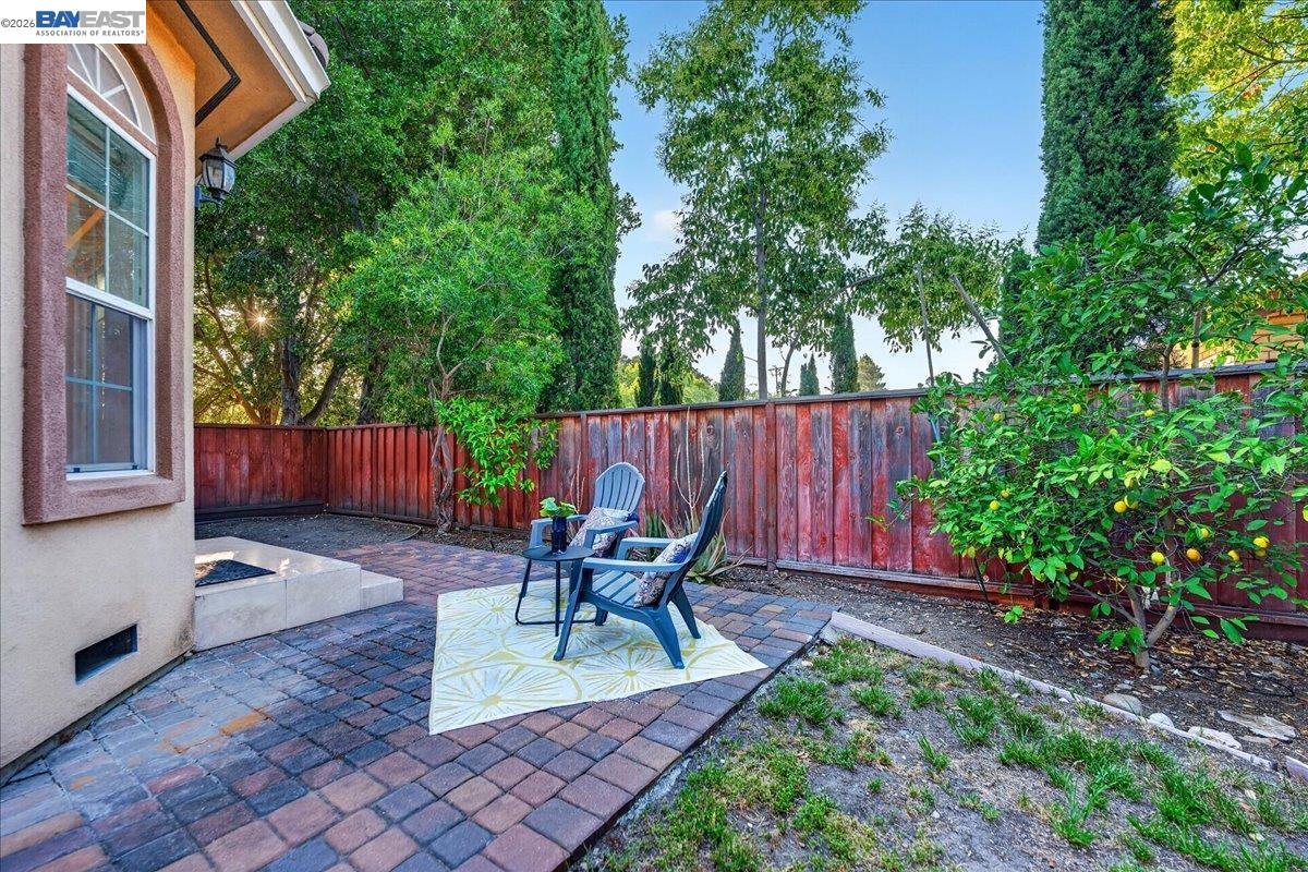 725 W Hacienda AVE photo 53