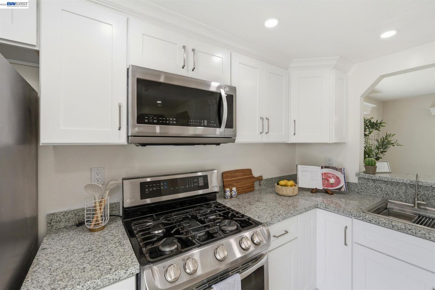 1245 Marina Circle photo 3
