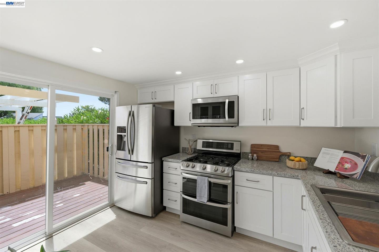 1245 Marina Circle photo 5