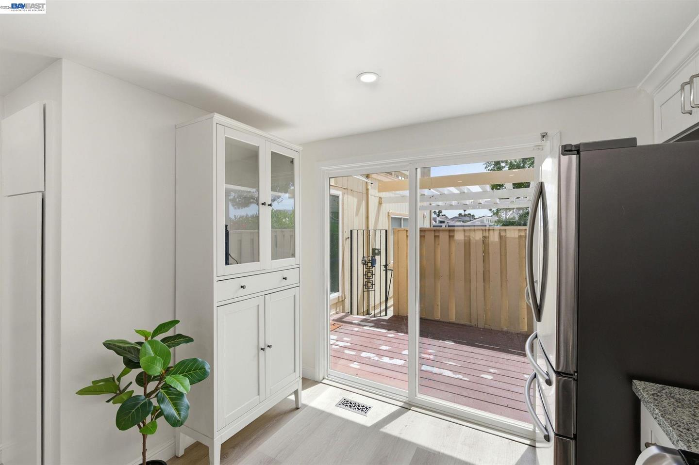 1245 Marina Circle photo 6