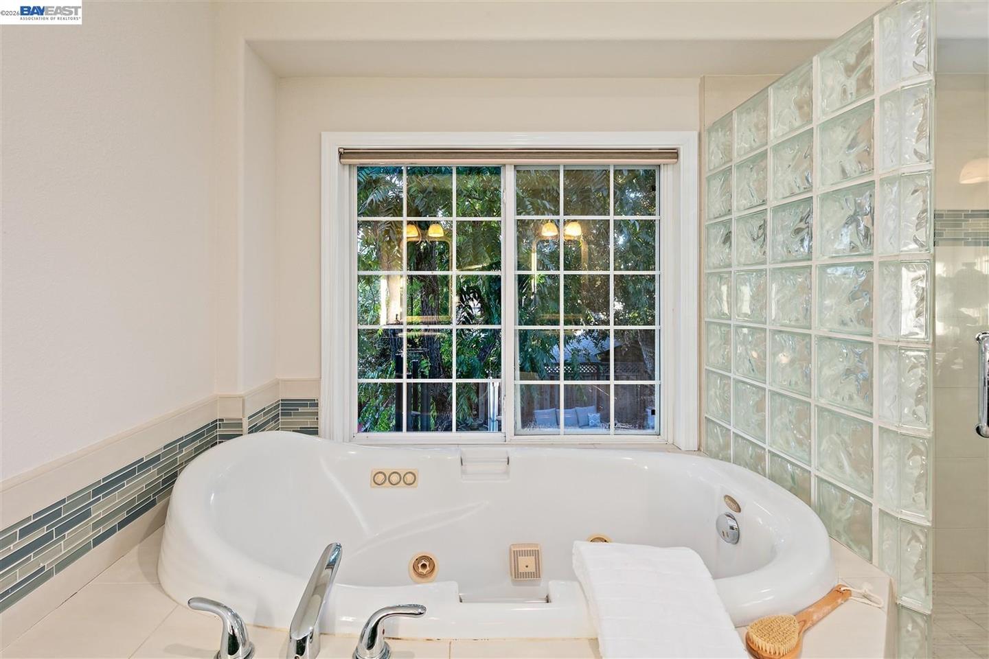 982 Wilson photo 37