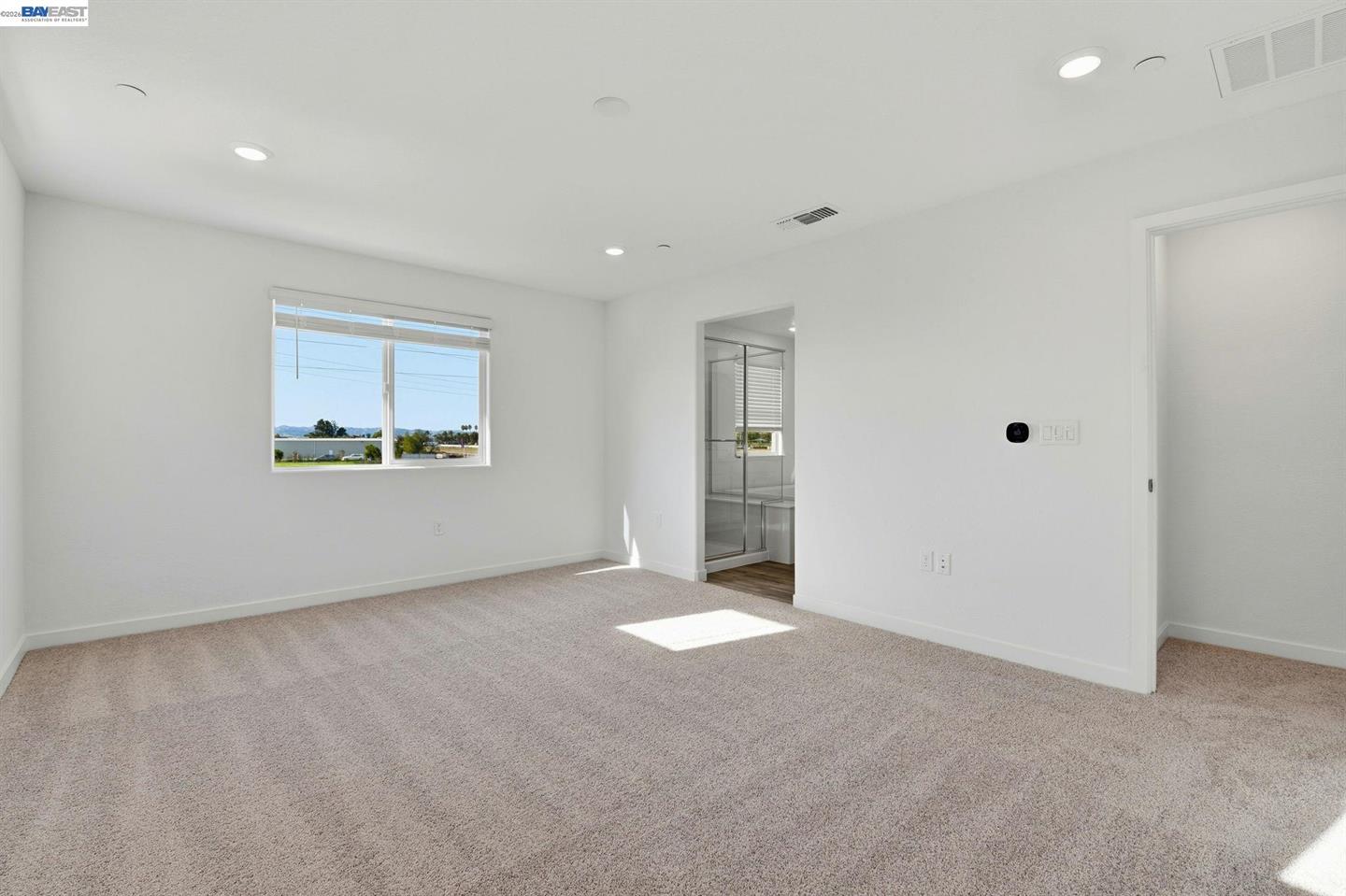 1008 Bluebell Circle photo 5